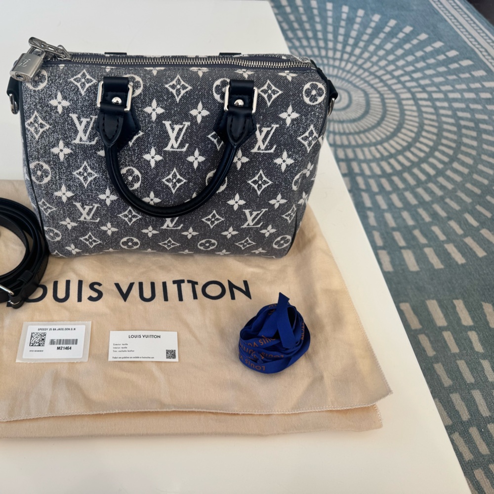 I lowered the price to sell  
Louis Vuitton Black and Gray Monogram Speedy 25 - Picture 2 of 16